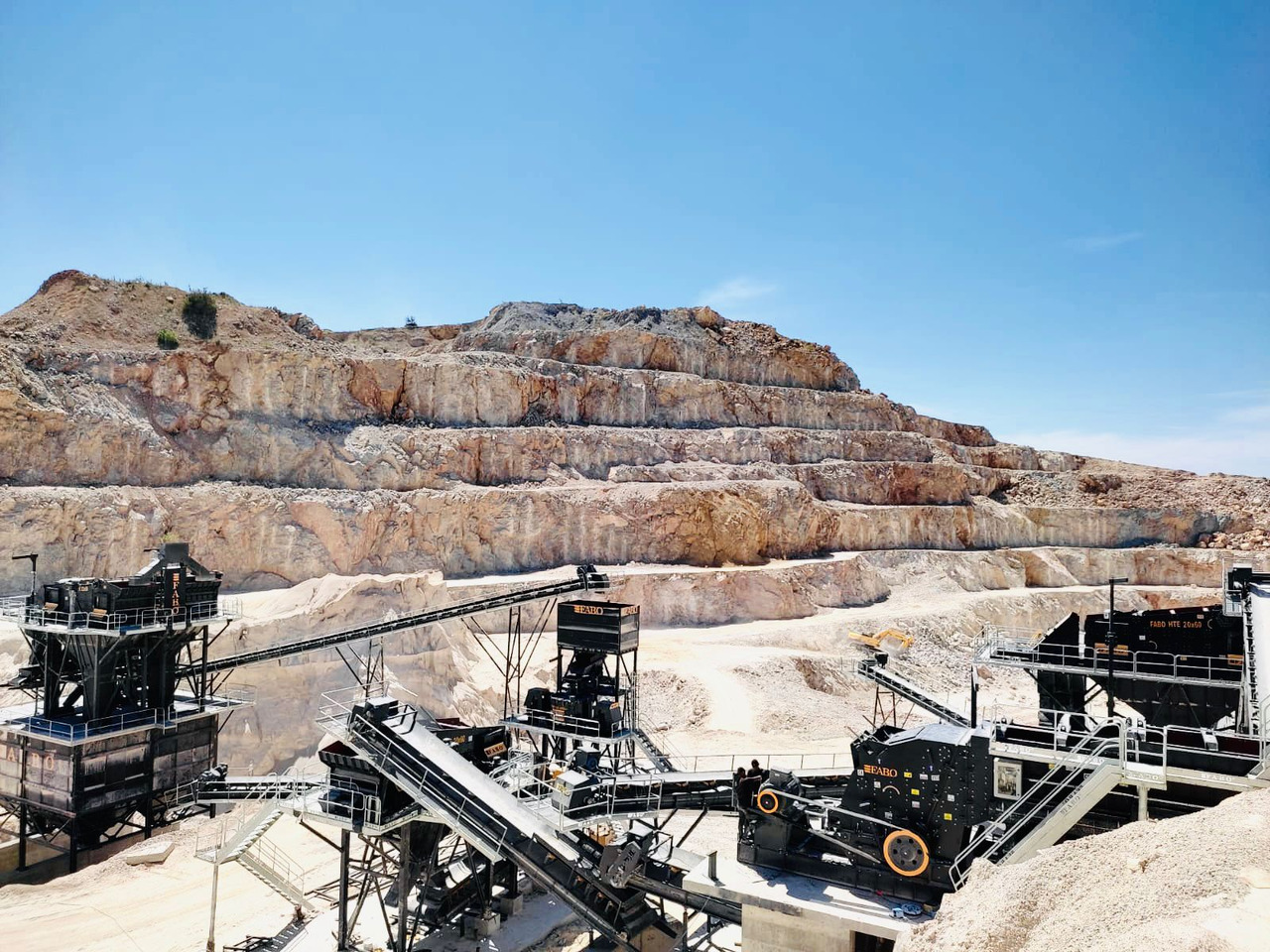 FABO stone crusher - Crusher: picture 4 FABO stone crusher - Crusher: picture 4