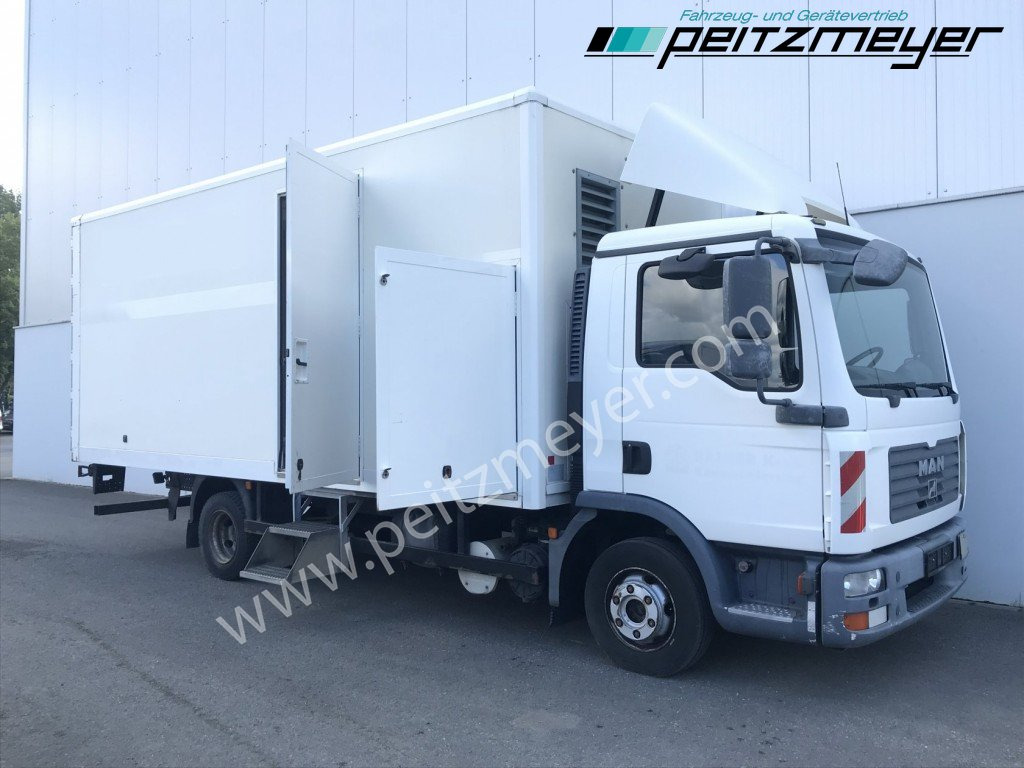 MAN TGL 8.180 BB Koffer mit Seitentür - Box truck: picture 2 MAN TGL 8.180 BB Koffer mit Seitentür - Box truck: picture 2