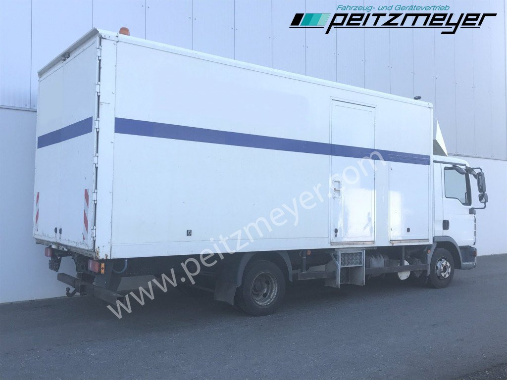 MAN TGL 8.180 BB Koffer mit Seitentür - Box truck: picture 3 MAN TGL 8.180 BB Koffer mit Seitentür - Box truck: picture 3