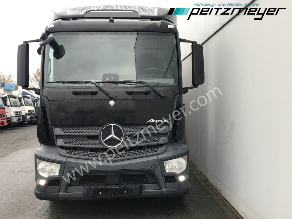 MERCEDES-BENZ Antos 2543 LL Getränke Schiebeplane Retarder, 2 x AHK, LBW 2 t., Lenkachse - Beverage truck: picture 5 MERCEDES-BENZ Antos 2543 LL Getränke Schiebeplane Retarder, 2 x AHK, LBW 2 t., Lenkachse - Beverage truck: picture 5