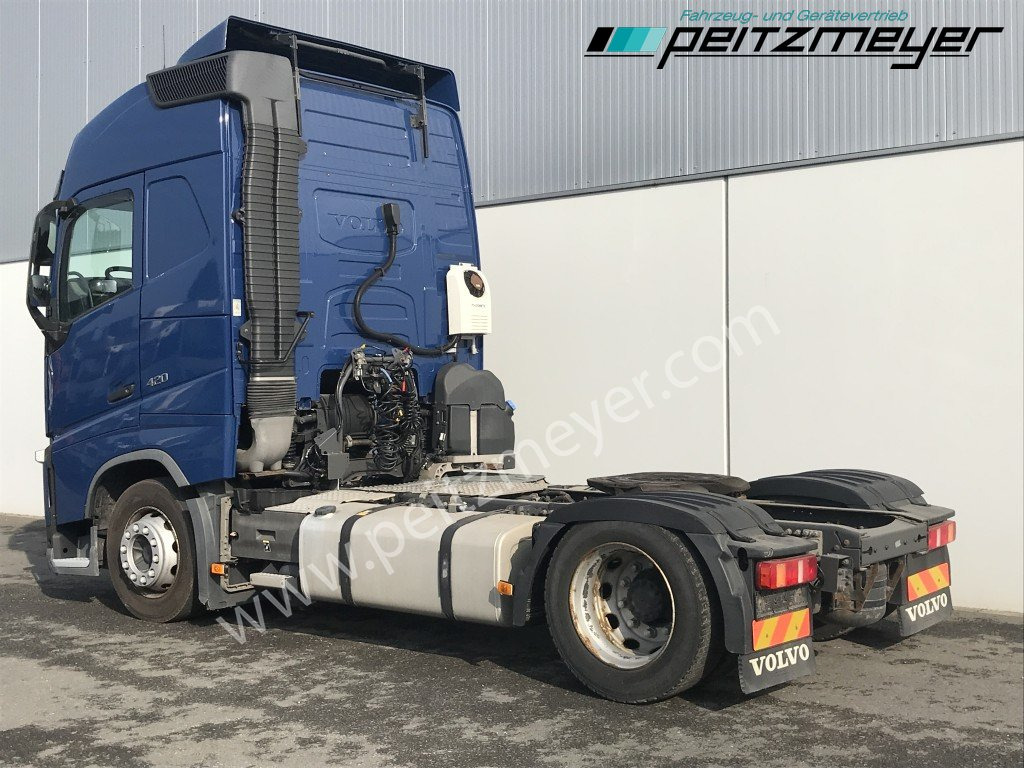 VOLVO FH 420 Lowliner Mega - Tractor unit: picture 3 VOLVO FH 420 Lowliner Mega - Tractor unit: picture 3