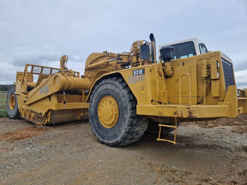 Cat 631 E (3 pieces available soon) - Scraper: picture 4 Cat 631 E (3 pieces available soon) - Scraper: picture 4