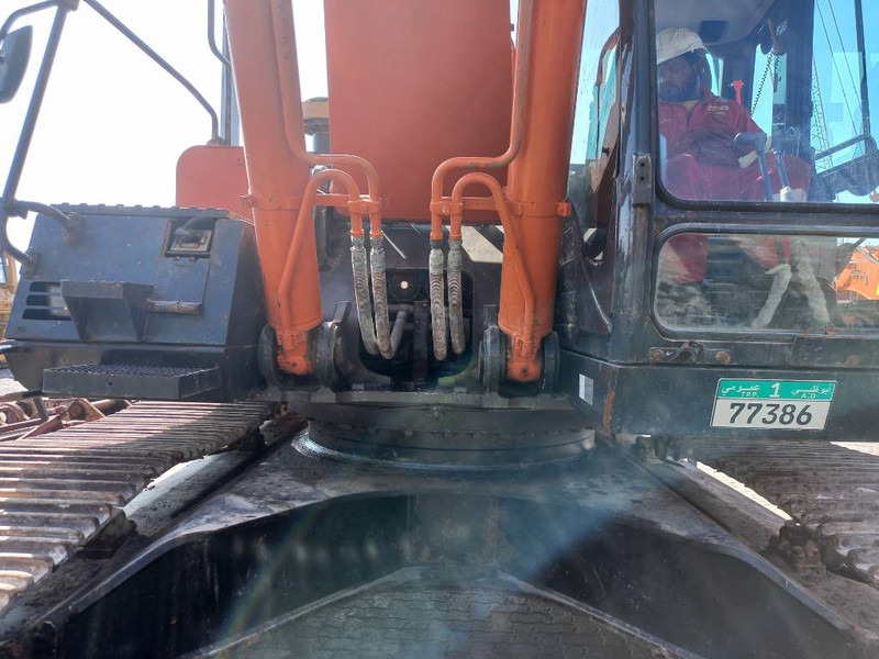 Crawler excavator Hitachi ZX470-5G (Abu Dhabi): picture 9 Crawler excavator Hitachi ZX470-5G (Abu Dhabi): picture 9