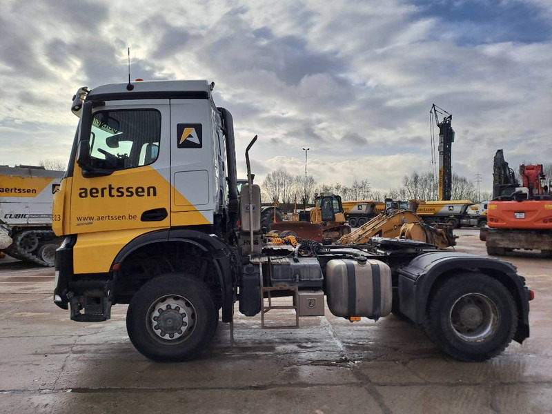 Mercedes-Benz Arocs 2045 - Tractor unit: picture 1 Mercedes-Benz Arocs 2045 - Tractor unit: picture 1