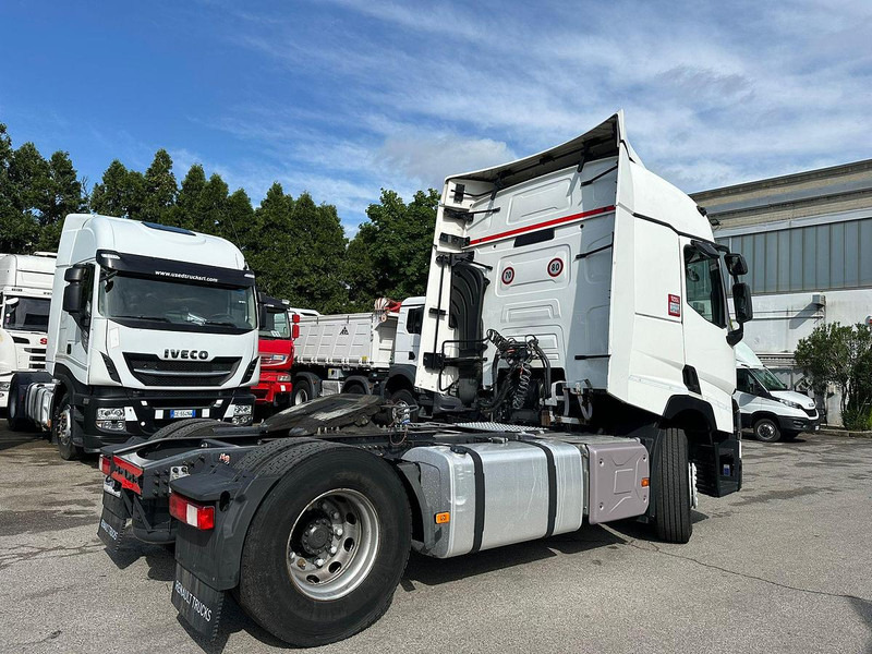 Renaul T 460 - Tractor unit: picture 3 Renaul T 460 - Tractor unit: picture 3