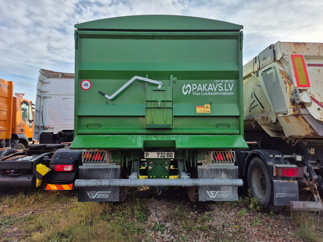 Western WF16S - Farm tipping trailer/ Dumper: picture 5 Western WF16S - Farm tipping trailer/ Dumper: picture 5