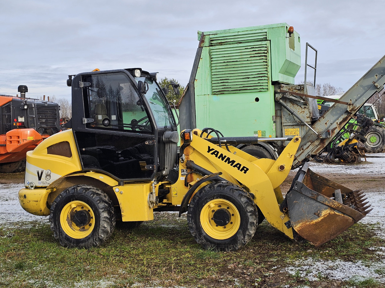 YANMAR V8, 744 hours! - Wheel loader: picture 3 YANMAR V8, 744 hours! - Wheel loader: picture 3