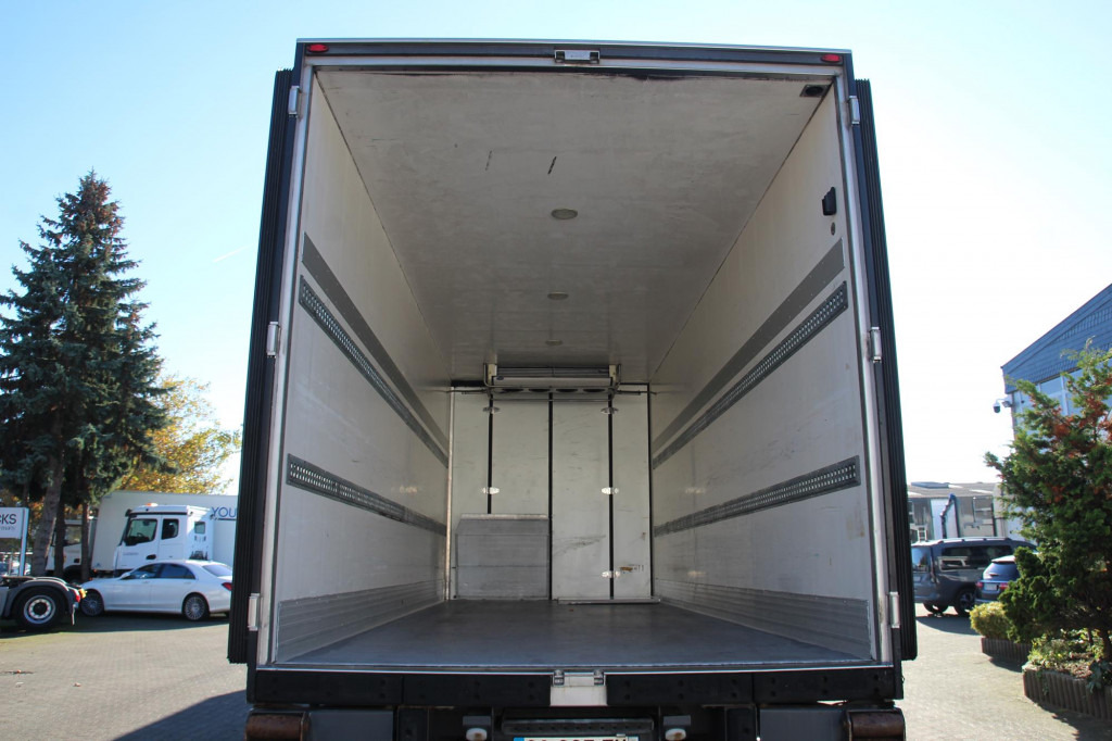 Daf CF 480 CS 950 Strom Schlafkabine Durchlade ZUG! - Refrigerator truck: picture 2 Daf CF 480 CS 950 Strom Schlafkabine Durchlade ZUG! - Refrigerator truck: picture 2
