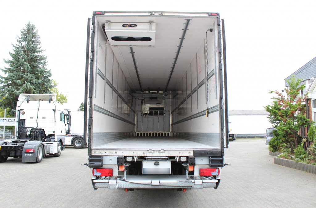 Refrigerator semi-trailer Lamberet Thermo King Spectrum Bi-Temp Doppelstock LBW: picture 13 Refrigerator semi-trailer Lamberet Thermo King Spectrum Bi-Temp Doppelstock LBW: picture 13