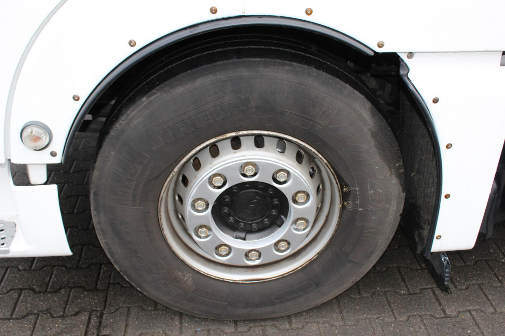 MAN TGX 18.460 E6 XXL Retarder Kühlbox Navi 2Tanks - Tractor unit: picture 2 MAN TGX 18.460 E6 XXL Retarder Kühlbox Navi 2Tanks - Tractor unit: picture 2