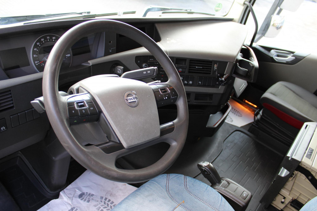 Volvo FH 500 E6 Globe I-Shift I-Park Cool Kühlbox - Tractor unit: picture 4 Volvo FH 500 E6 Globe I-Shift I-Park Cool Kühlbox - Tractor unit: picture 4