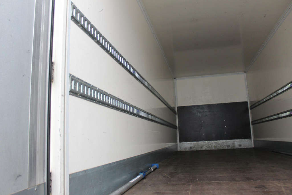 Mercedes-Benz Actros 2548 Koffer Retarder Schlafkab Kühlbox - Van: picture 5 Mercedes-Benz Actros 2548 Koffer Retarder Schlafkab Kühlbox - Van: picture 5