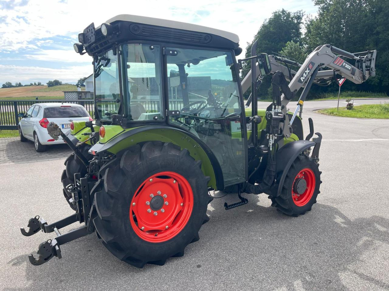 CLAAS Nexos 210 inkl. Frontlader, Frontzapfwelle - Farm tractor: picture 5 CLAAS Nexos 210 inkl. Frontlader, Frontzapfwelle - Farm tractor: picture 5
