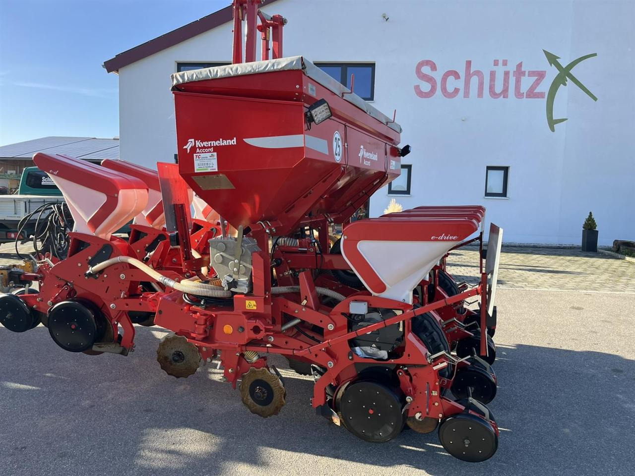 Kverneland Optima HD, e-drive, Section Control - Precision sowing machine: picture 3 Kverneland Optima HD, e-drive, Section Control - Precision sowing machine: picture 3