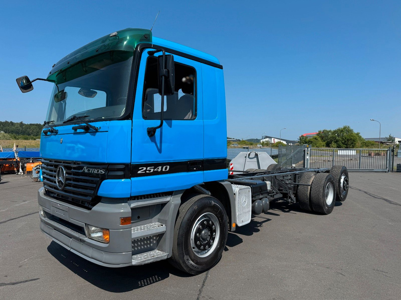Mercedes-Benz Actros 2540 6x2 Kupplung Klima Hydraulikpumpe - Cab chassis truck: picture 1 Mercedes-Benz Actros 2540 6x2 Kupplung Klima Hydraulikpumpe - Cab chassis truck: picture 1