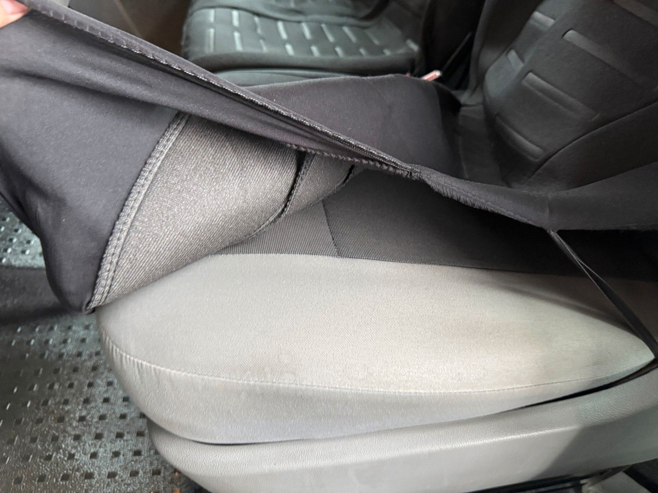 Volkswagen VW T 5 2,0 TDI Doka AHK Klima 114 PS - Flatbed van, Combi van: picture 4 Volkswagen VW T 5 2,0 TDI Doka AHK Klima 114 PS - Flatbed van, Combi van: picture 4