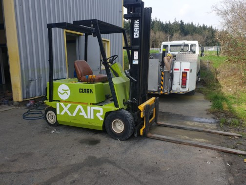 Clarke EM20 - Electric forklift: picture 1 Clarke EM20 - Electric forklift: picture 1