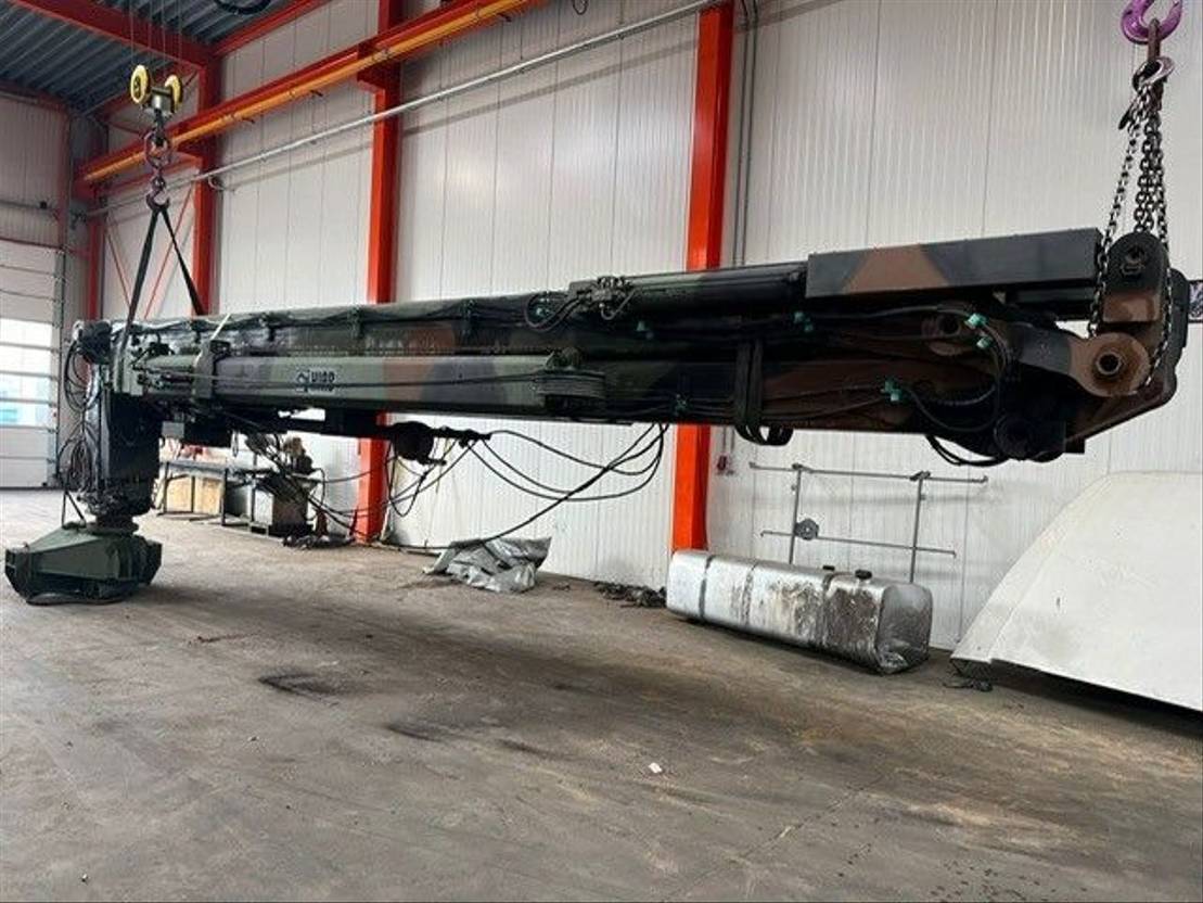 Hiab AS 2500 Uitschuif mast voor zend mast/antenne - Loader crane for Truck: picture 2 Hiab AS 2500 Uitschuif mast voor zend mast/antenne - Loader crane for Truck: picture 2