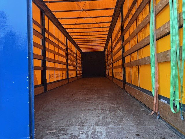 Krone sd - Curtainsider semi-trailer: picture 5 Krone sd - Curtainsider semi-trailer: picture 5