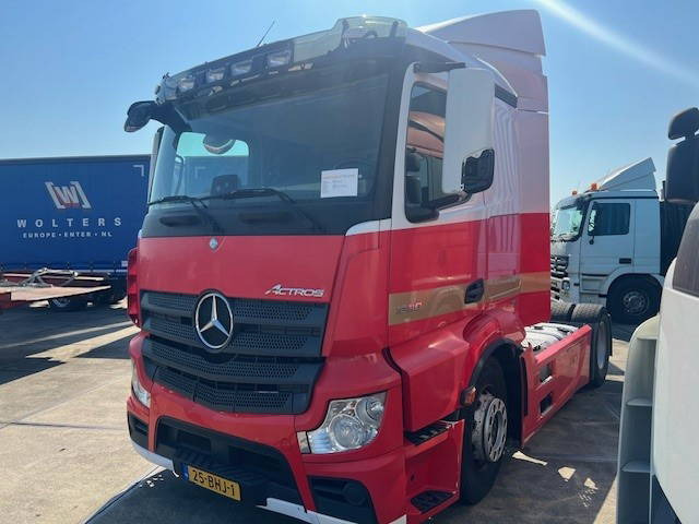 Mercedes-Benz Actros 1830 Actros 1830 LS - Tractor unit: picture 1 Mercedes-Benz Actros 1830 Actros 1830 LS - Tractor unit: picture 1