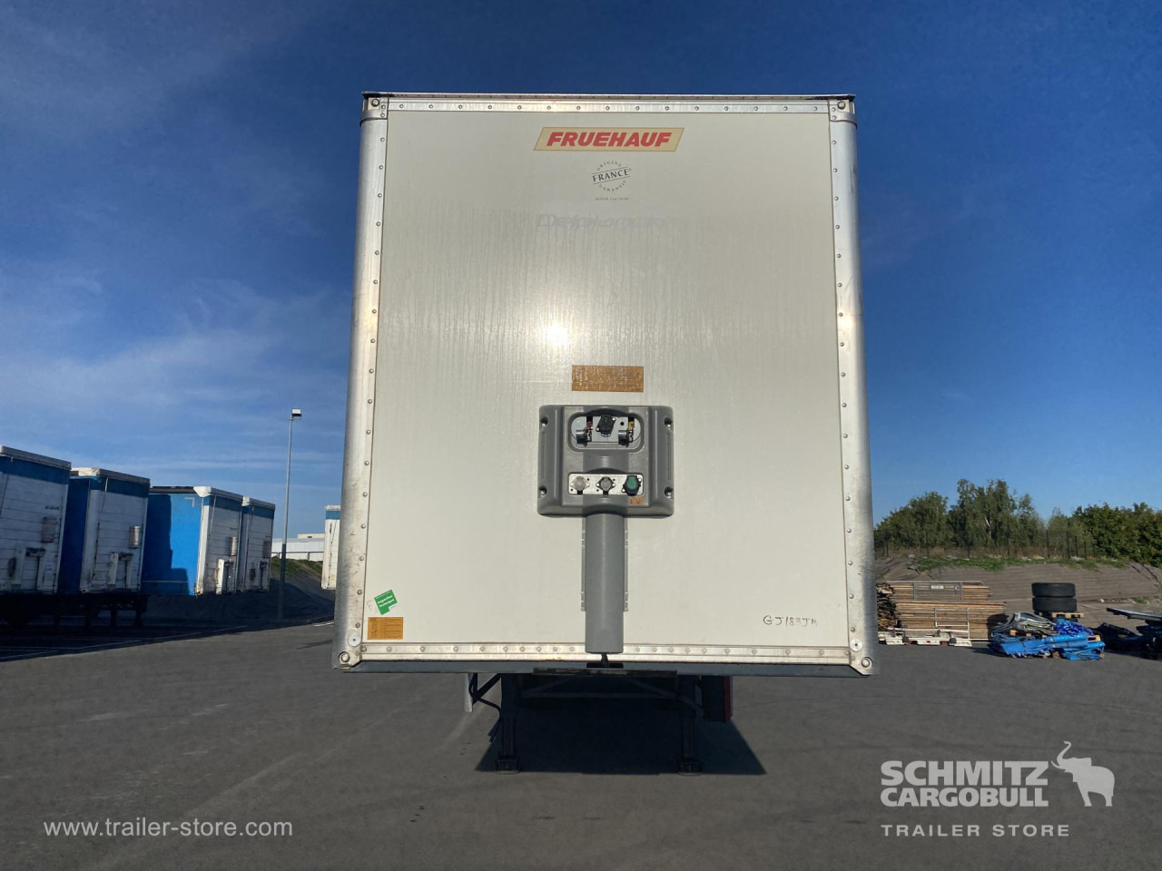FRUEHAUF Dryfreight Standard - Closed box semi-trailer: picture 3 FRUEHAUF Dryfreight Standard - Closed box semi-trailer: picture 3