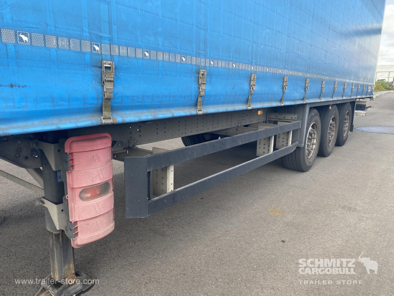 SCHMITZ Curtainsider Standard - Curtainsider semi-trailer: picture 4 SCHMITZ Curtainsider Standard - Curtainsider semi-trailer: picture 4