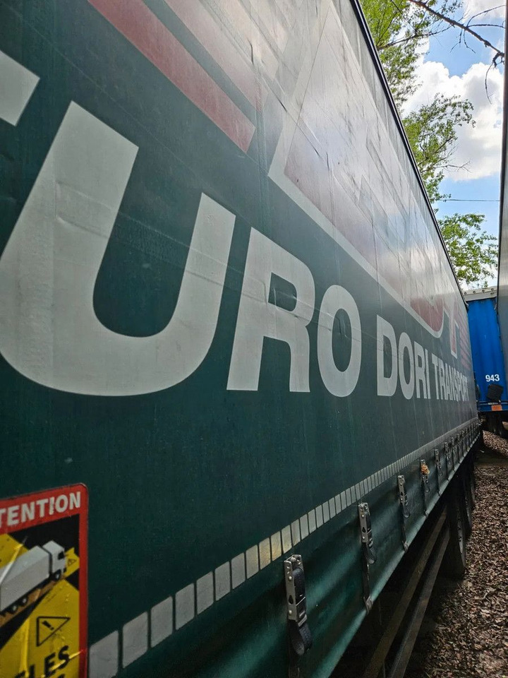 Schwarzmüller S1 J-seria, 2 units, Lifting Axle - Curtainsider semi-trailer: picture 2 Schwarzmüller S1 J-seria, 2 units, Lifting Axle - Curtainsider semi-trailer: picture 2