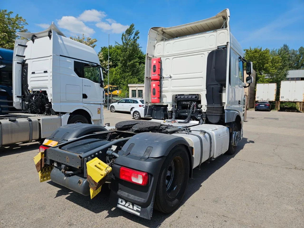 DAF XF 460 Space Cab Standklima 2 units - Tractor unit: picture 4 DAF XF 460 Space Cab Standklima 2 units - Tractor unit: picture 4