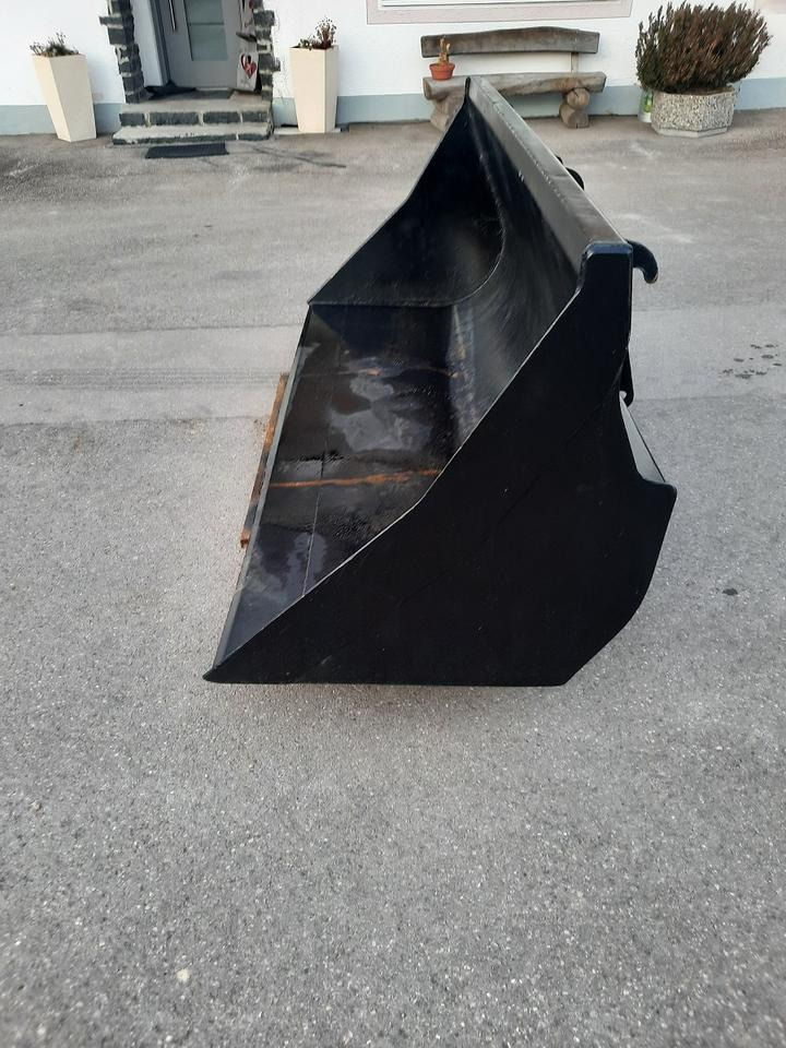 Schaufel 2,4m Teleskoplader Radlader Universalschaufel Genie - Loader bucket: picture 4 Schaufel 2,4m Teleskoplader Radlader Universalschaufel Genie - Loader bucket: picture 4