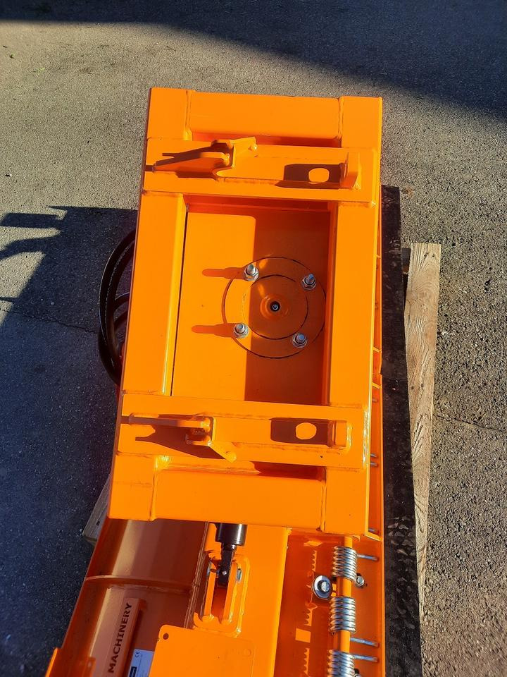 Schneeschild 1,8m Schneepflug Avant Radlader Hoflader Frontlader - Snow plough: picture 5 Schneeschild 1,8m Schneepflug Avant Radlader Hoflader Frontlader - Snow plough: picture 5