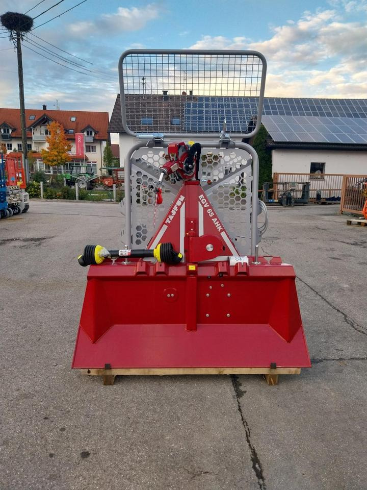 Neue Forstseilwinde Seilwinde Tajfun EGV 65 AHK SG Funk 35 45 55 - Winch for Forestry equipment: picture 1 Neue Forstseilwinde Seilwinde Tajfun EGV 65 AHK SG Funk 35 45 55 - Winch for Forestry equipment: picture 1