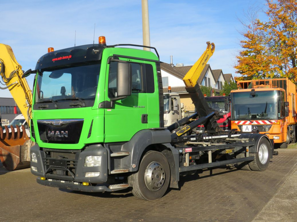 MAN MAN TG-S Abrollkipper 18.320 BL - Hook lift truck: picture 1 MAN MAN TG-S Abrollkipper 18.320 BL - Hook lift truck: picture 1