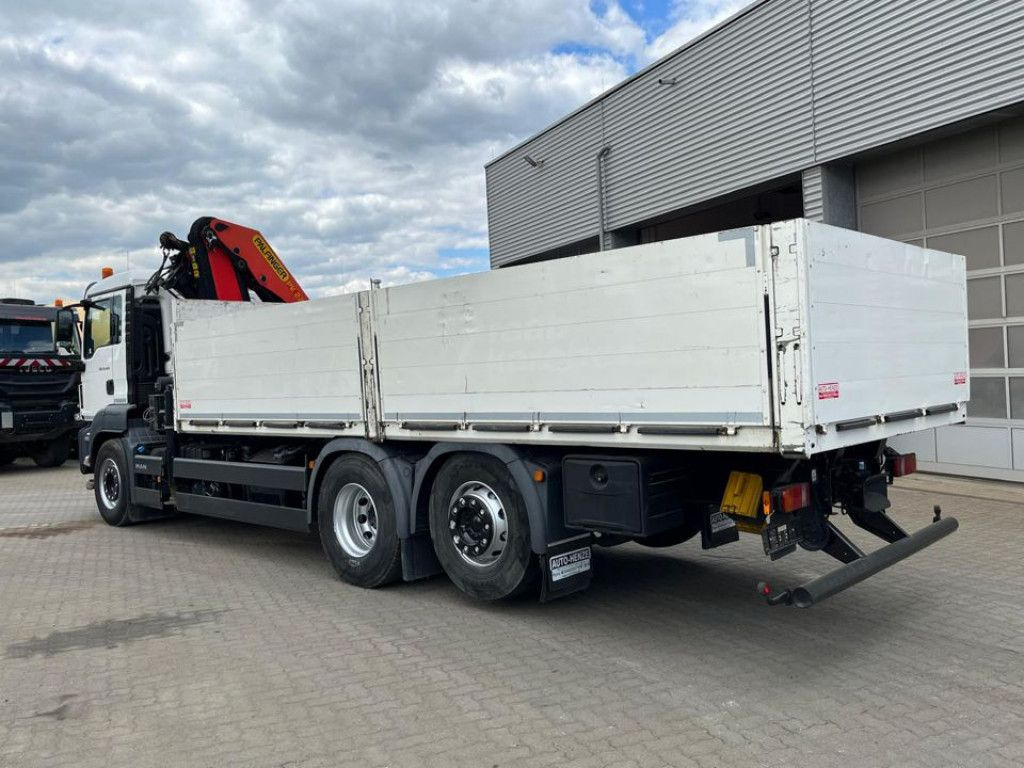 MAN TG-S 26.420 6x2 BL Pritsche Kran Palf. PK 22002+ - Crane truck: picture 4 MAN TG-S 26.420 6x2 BL Pritsche Kran Palf. PK 22002+ - Crane truck: picture 4