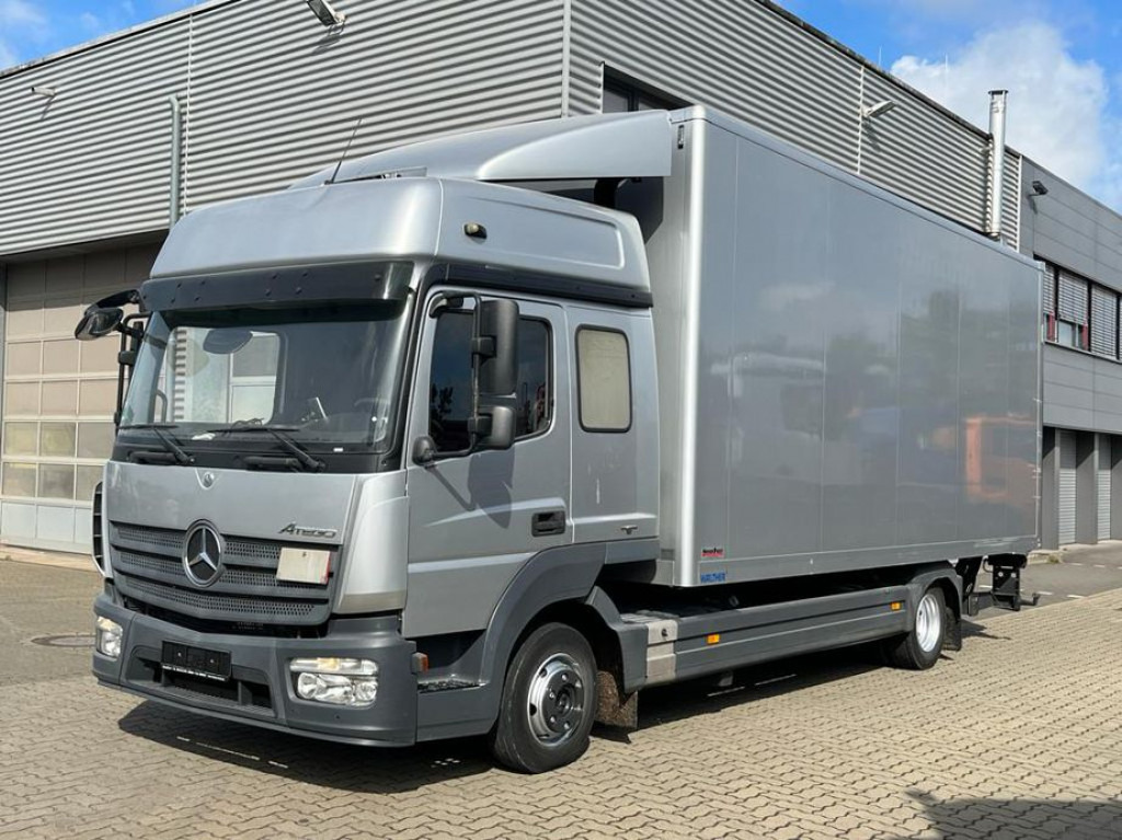 MERCEDES-BENZ Atego 818 L Möbelkoffer LBW Möbelkoffer gr.Fhs+Sitzreihe - Box van: picture 1 MERCEDES-BENZ Atego 818 L Möbelkoffer LBW Möbelkoffer gr.Fhs+Sitzreihe - Box van: picture 1