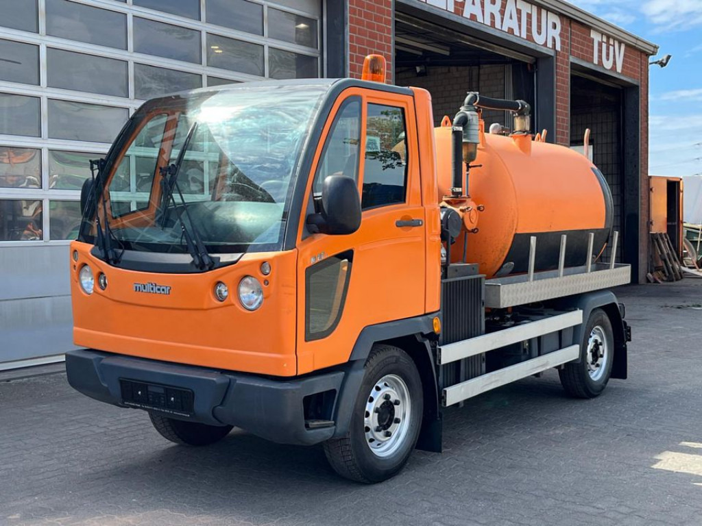 MULTICAR FUMO M30 Saug + Spülwagen - Vacuum truck: picture 1 MULTICAR FUMO M30 Saug + Spülwagen - Vacuum truck: picture 1