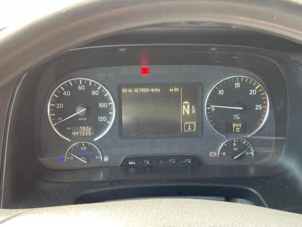 Tractor unit MERCEDES-BENZ Actros 1841 LS SZM: picture 6 Tractor unit MERCEDES-BENZ Actros 1841 LS SZM: picture 6