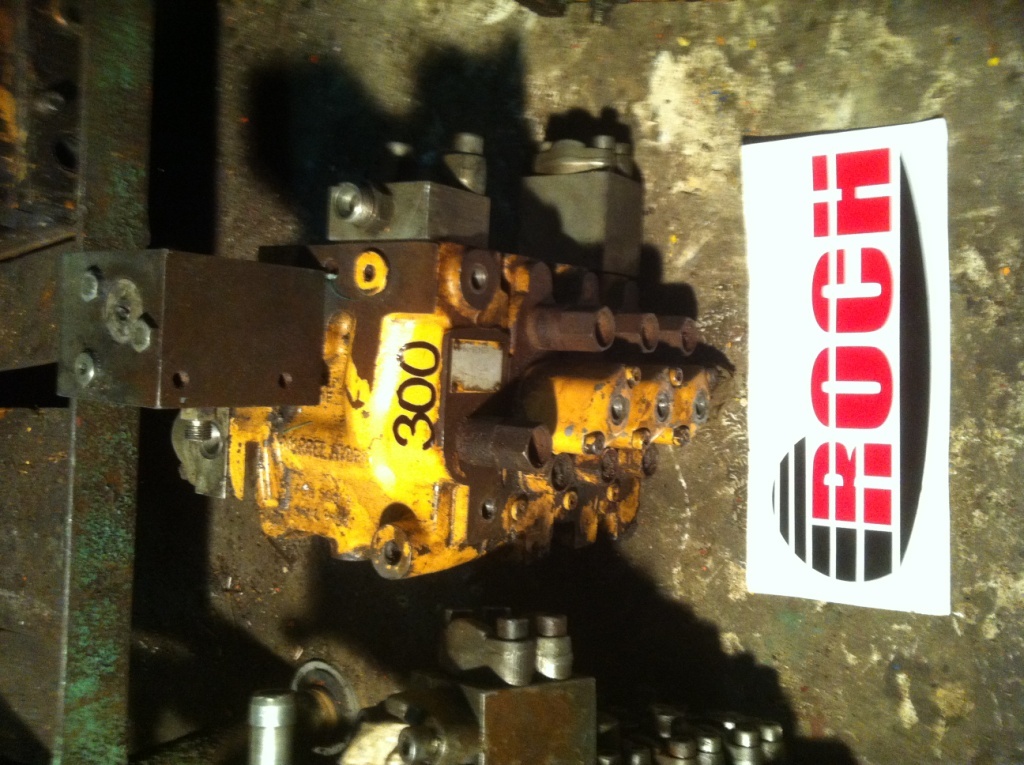 MARREL HYDRO FDG3P20G 807147 W38436-19 - 3 SEKCYJNY - Hydraulic valve for Construction machinery: picture 1 MARREL HYDRO FDG3P20G 807147 W38436-19 - 3 SEKCYJNY - Hydraulic valve for Construction machinery: picture 1