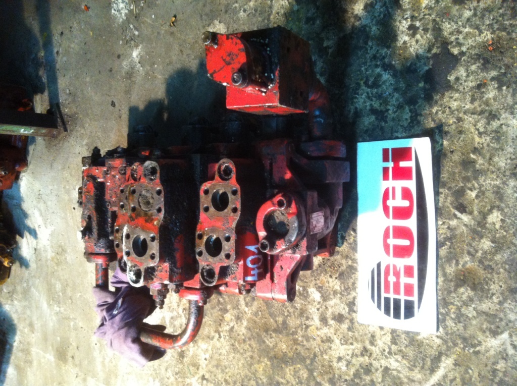 MARREL HYDRO FDG4S260G 767444 3143699 - 4 SEKCYJNY - Hydraulic valve for Construction machinery: picture 1 MARREL HYDRO FDG4S260G 767444 3143699 - 4 SEKCYJNY - Hydraulic valve for Construction machinery: picture 1