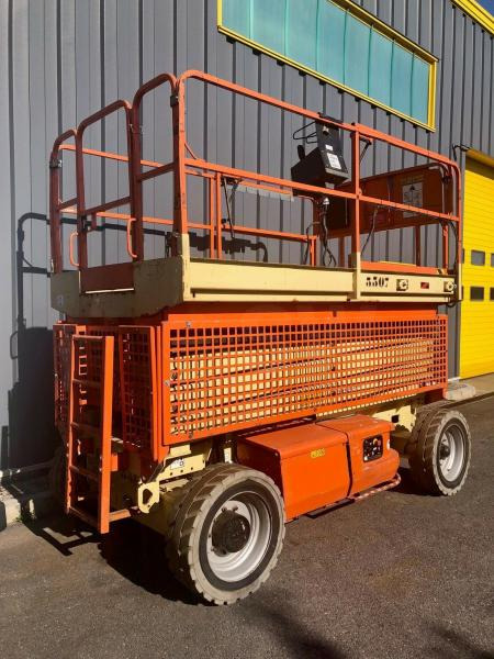 JLG 3369 LE - Vertical mast lift: picture 2 JLG 3369 LE - Vertical mast lift: picture 2