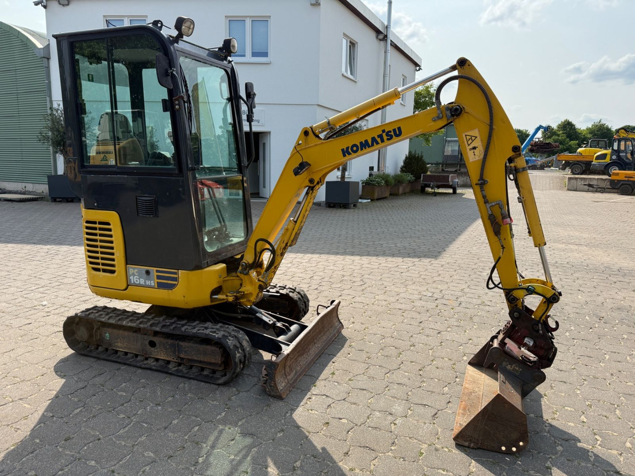 Komatsu PC 16R-3HS, Bj 17, 2210 BH, Tilt mit HS01, GL - Mini excavator: picture 3 Komatsu PC 16R-3HS, Bj 17, 2210 BH, Tilt mit HS01, GL - Mini excavator: picture 3