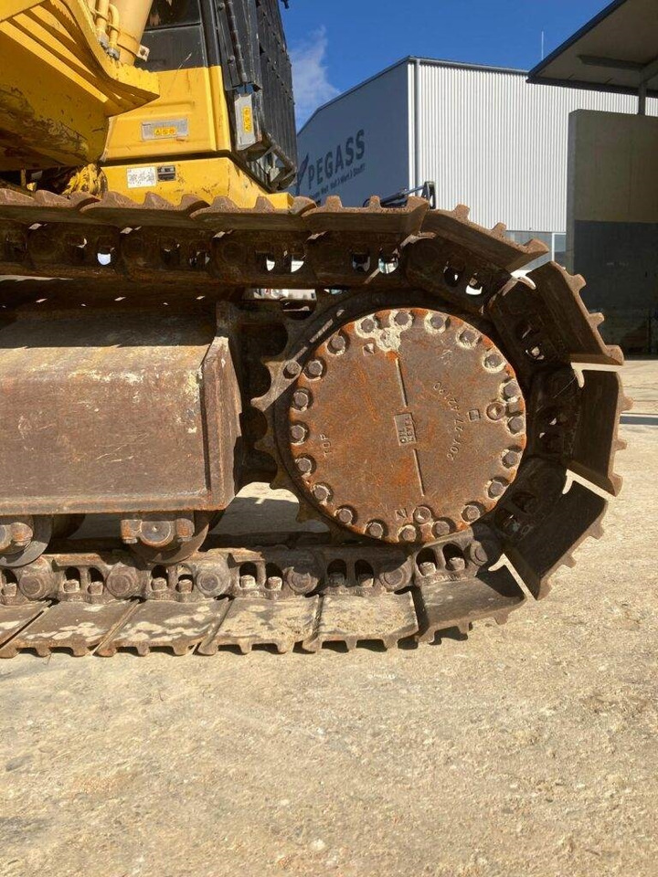 Crawler excavator Komatsu PC210LC-11: picture 6