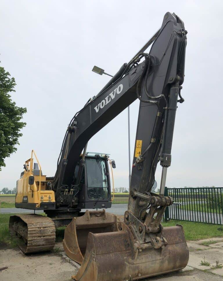 Volvo EC220EL - Crawler excavator: picture 4 Volvo EC220EL - Crawler excavator: picture 4
