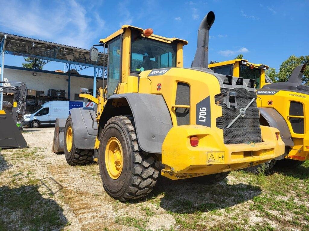 Volvo L70G - Wheel loader: picture 2 Volvo L70G - Wheel loader: picture 2