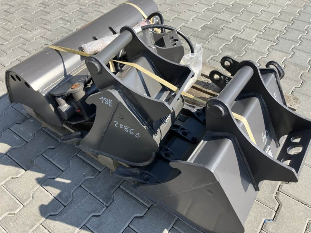 Volvo Löffelset inkl. Schnellwechsler für EC18 - Backhoe loader: picture 1 Volvo Löffelset inkl. Schnellwechsler für EC18 - Backhoe loader: picture 1