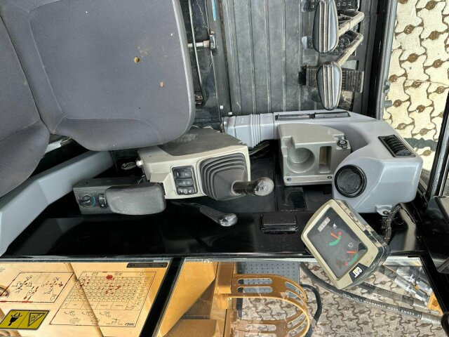 CAT Bagger 306 E2 Minibagger Kettenbagger 270 H - Crawler excavator: picture 3 CAT Bagger 306 E2 Minibagger Kettenbagger 270 H - Crawler excavator: picture 3