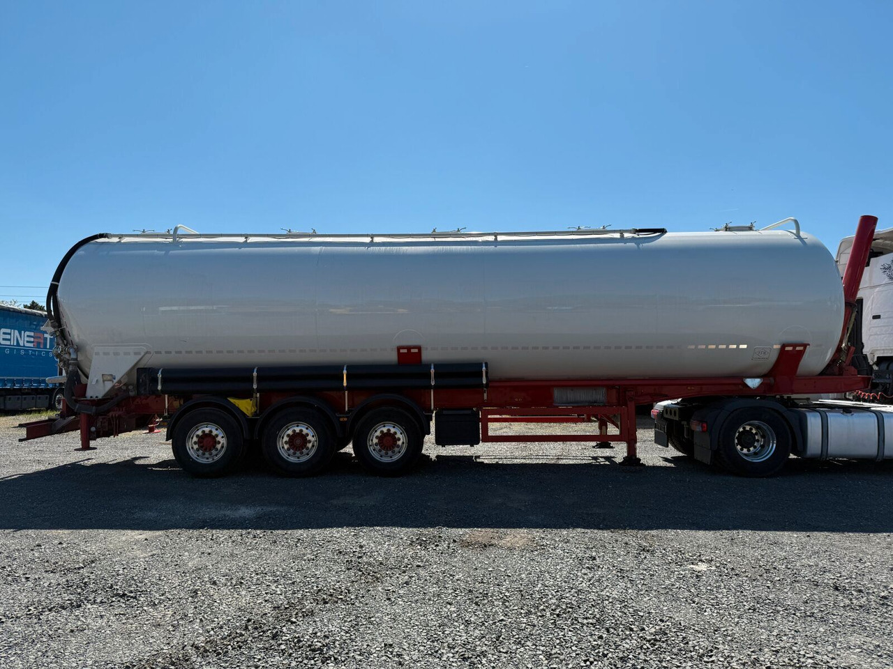 Feldbinder KIP 60.3 Silo 60.000 L 3 Achse ADR - Silo semi-trailer: picture 2 Feldbinder KIP 60.3 Silo 60.000 L 3 Achse ADR - Silo semi-trailer: picture 2
