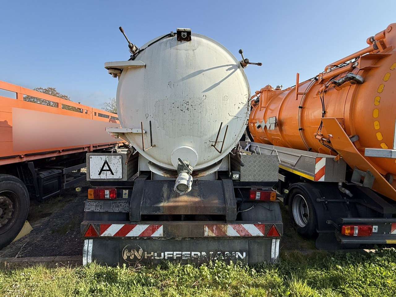 Hüffermann HSD181D Tankanhänger für nicht GGVS Güter - Tank trailer: picture 3 Hüffermann HSD181D Tankanhänger für nicht GGVS Güter - Tank trailer: picture 3