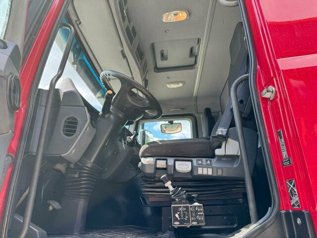 Mercedes-Benz ACTROS 4144 8x6 EURO5 Kipper mit Bordmatik - Tipper: picture 5 Mercedes-Benz ACTROS 4144 8x6 EURO5 Kipper mit Bordmatik - Tipper: picture 5