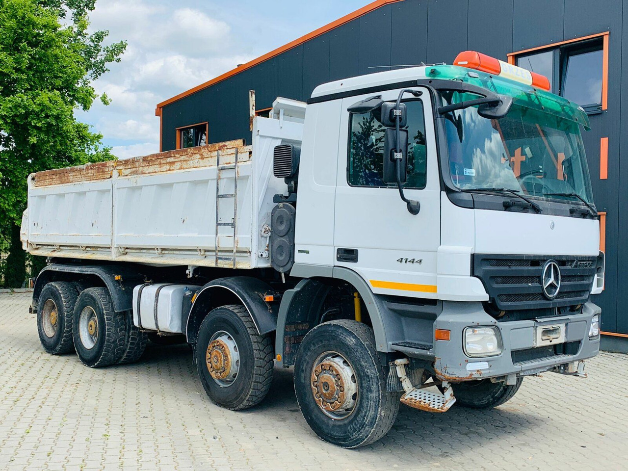 Mercedes-Benz ACTROS 4144 8x8 EURO4 DSK Meiller - Tipper: picture 1 Mercedes-Benz ACTROS 4144 8x8 EURO4 DSK Meiller - Tipper: picture 1