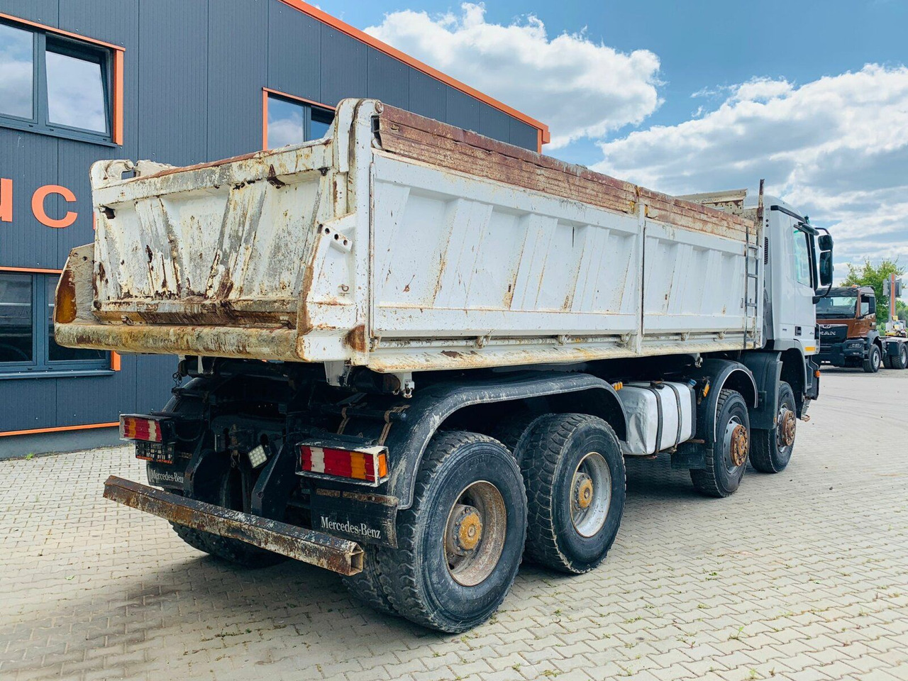 Mercedes-Benz ACTROS 4144 8x8 EURO4 DSK Meiller - Tipper: picture 3 Mercedes-Benz ACTROS 4144 8x8 EURO4 DSK Meiller - Tipper: picture 3